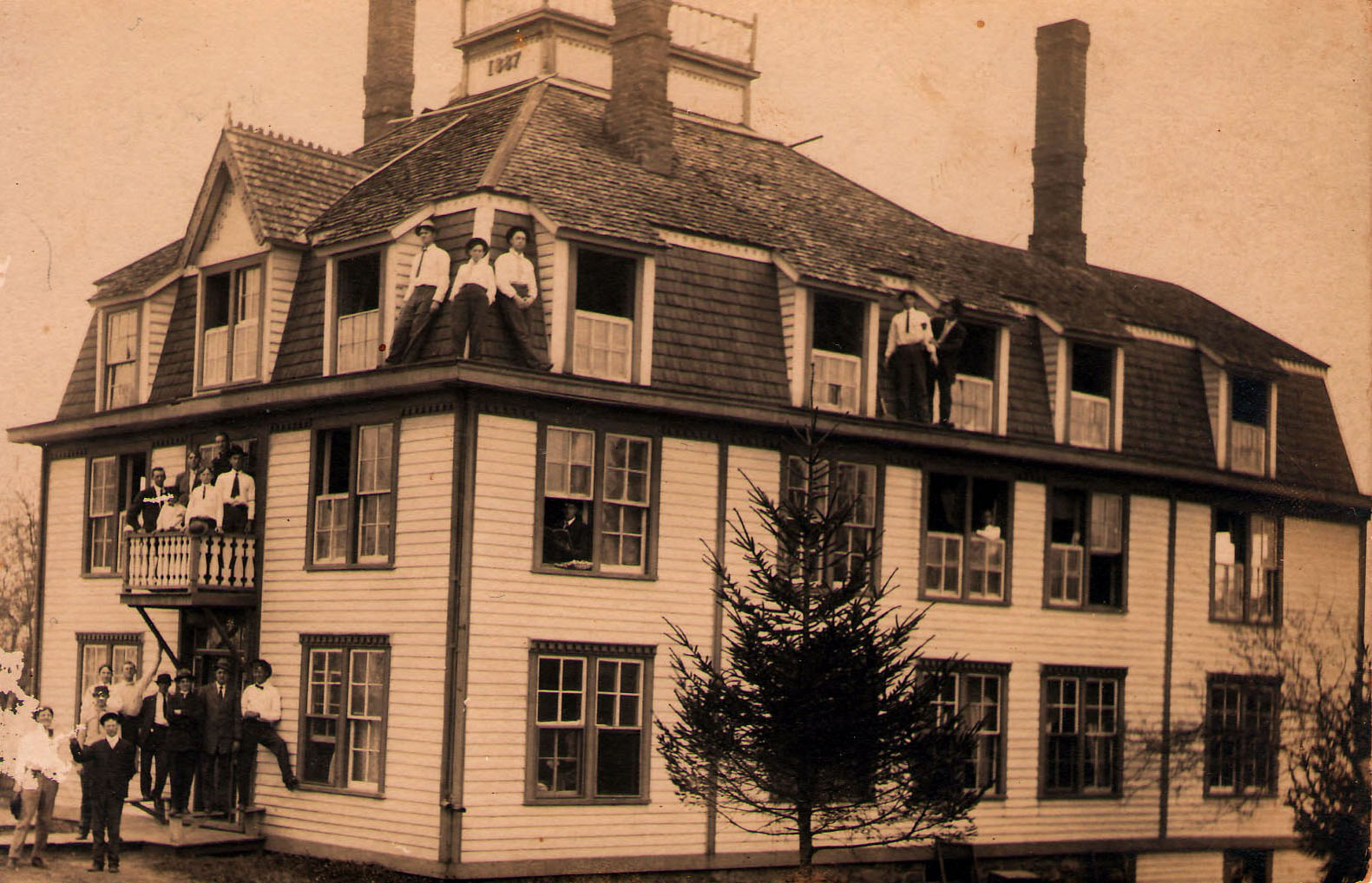 Pioneer Hall Museum Proclaims Pleasant Hill History