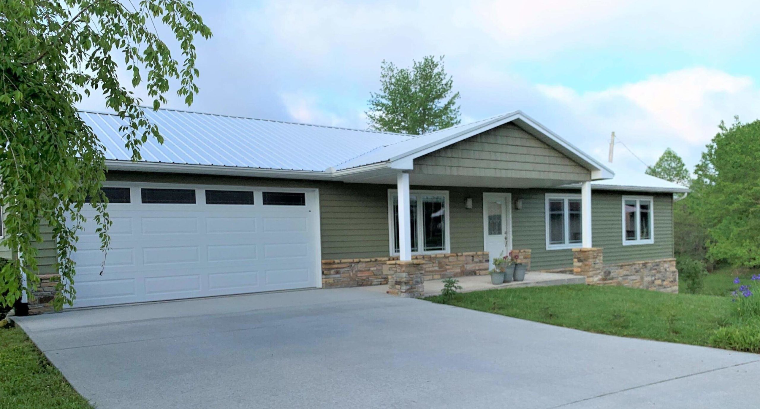 Experience Uplands Village Live with Purpose in Pleasant Hill, TN